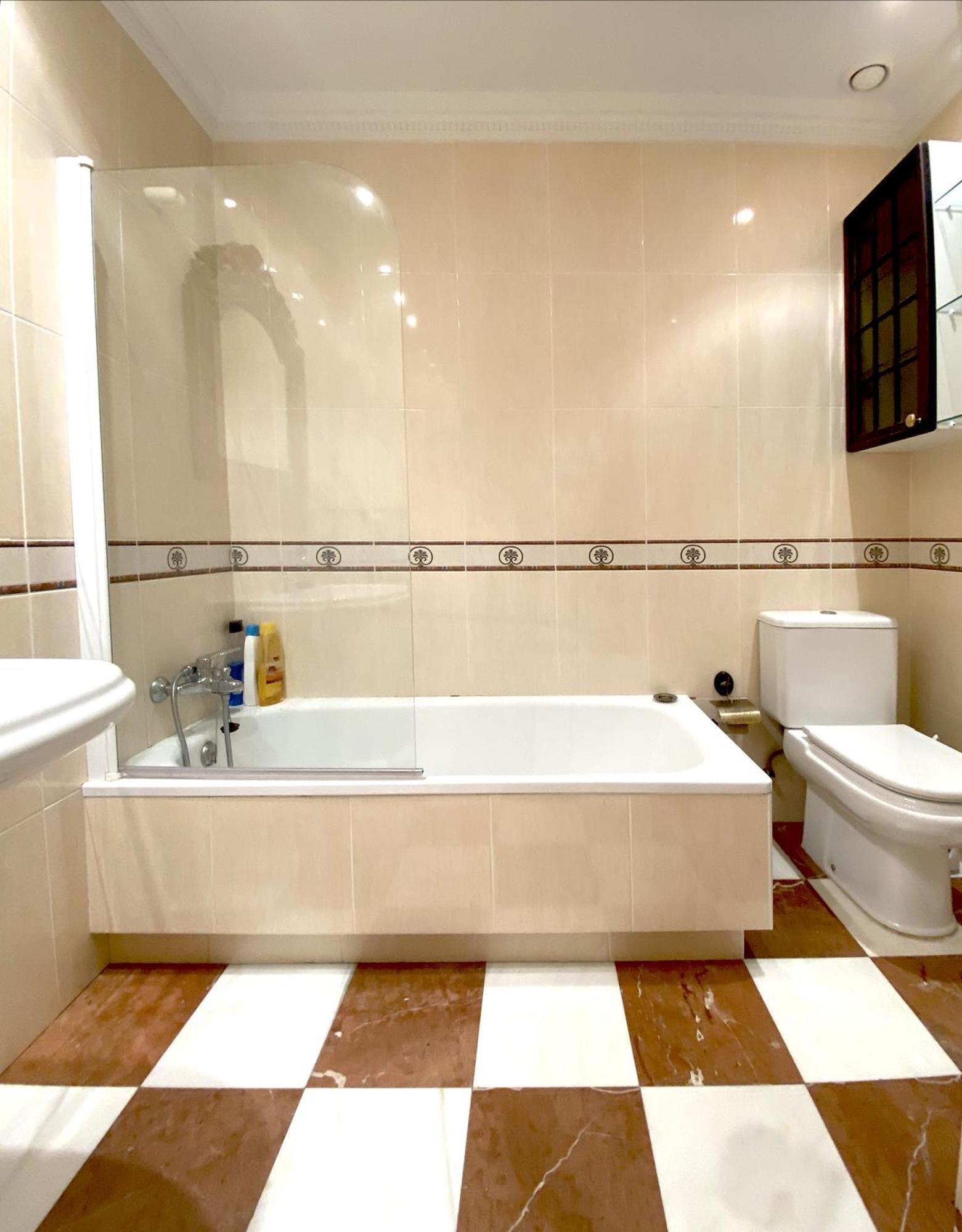 Duplex Playa Berria Appartement Piedrahita  Buitenkant foto
