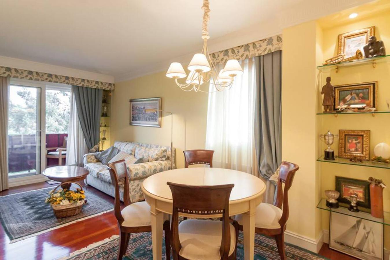 Duplex Playa Berria Appartement Piedrahita  Buitenkant foto