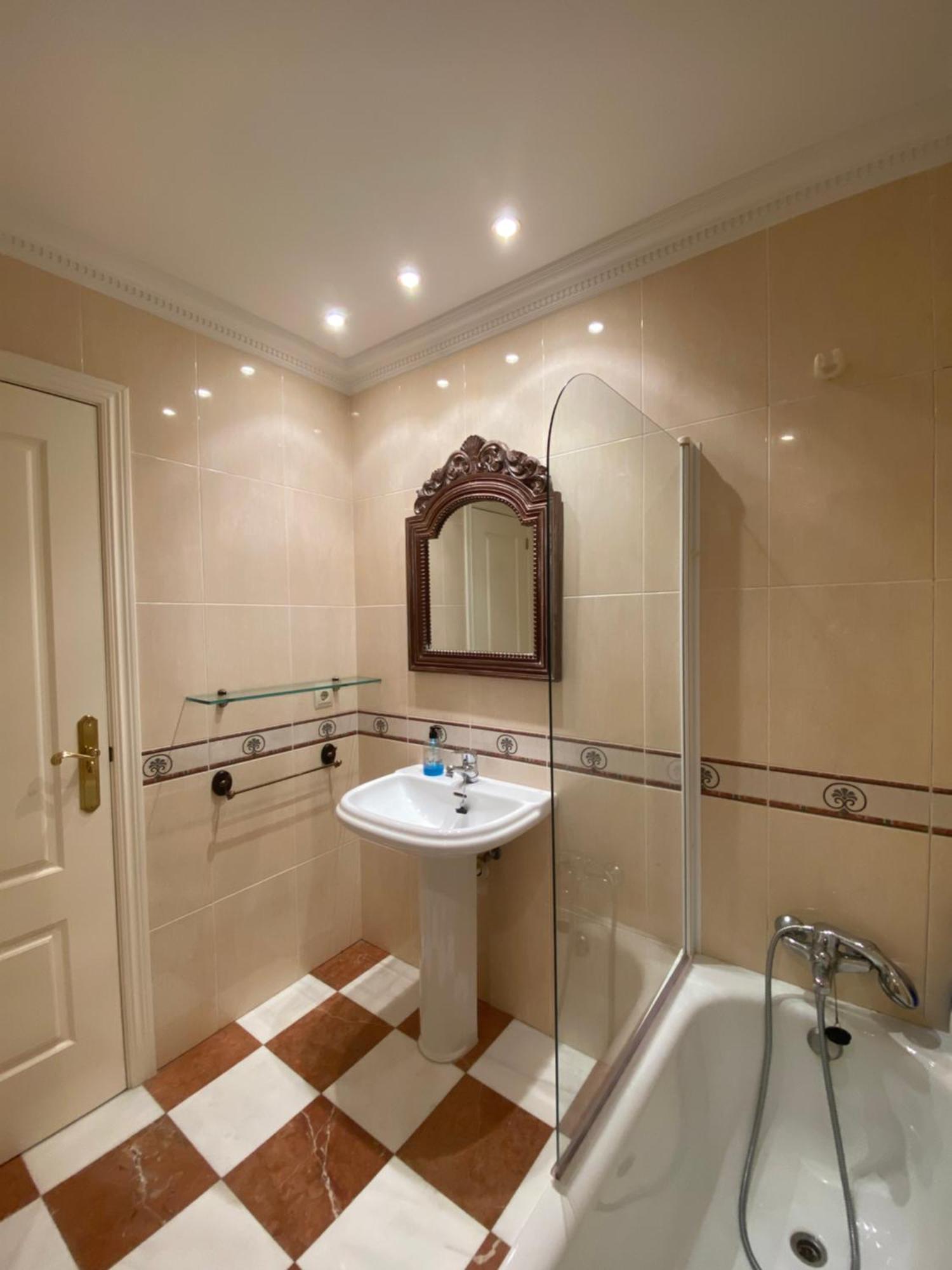 Duplex Playa Berria Appartement Piedrahita  Buitenkant foto